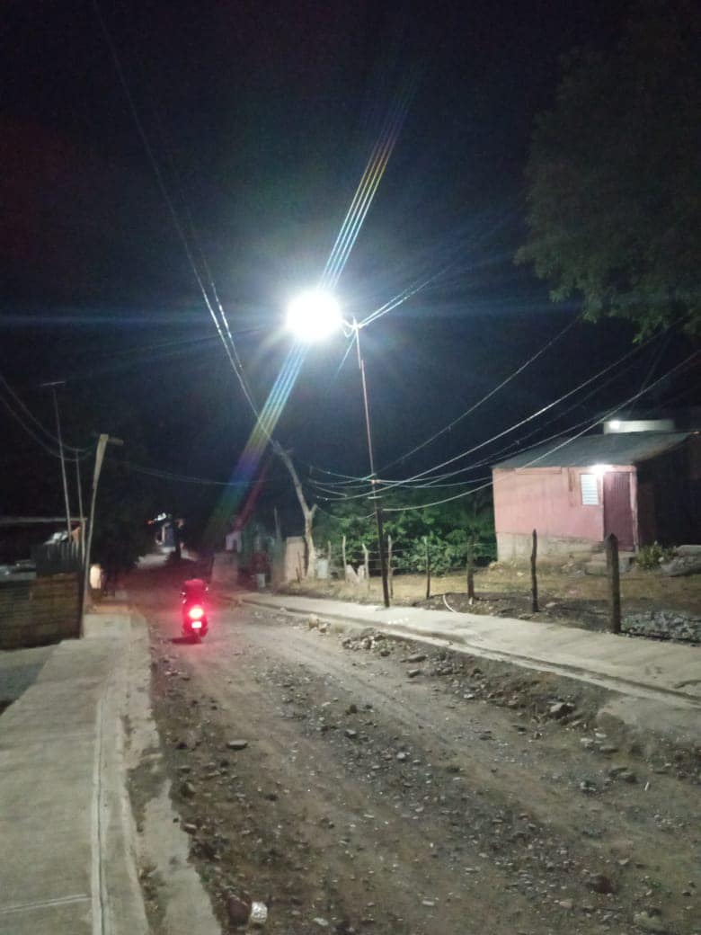 Operativo de Electrificación en la comunidad de Arroyo Hondo